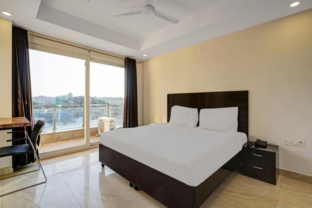 Super Townhouse Tipsyy Near Bestech Central Square Mall Γκουργκάον Εξωτερικό φωτογραφία