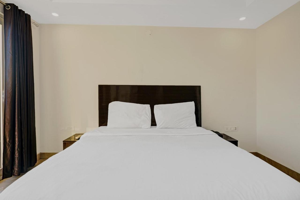 Super Townhouse Tipsyy Near Bestech Central Square Mall Γκουργκάον Εξωτερικό φωτογραφία