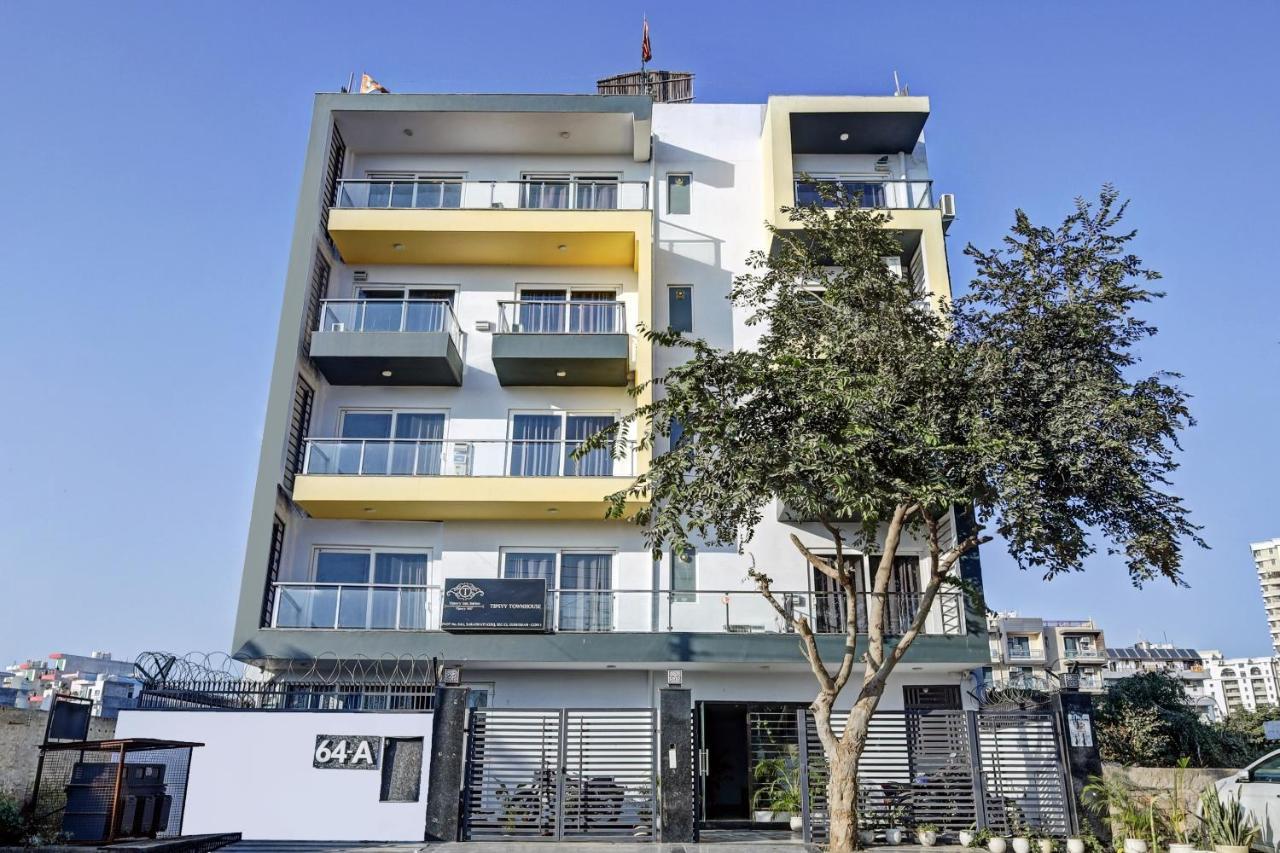 Super Townhouse Tipsyy Near Bestech Central Square Mall Γκουργκάον Εξωτερικό φωτογραφία