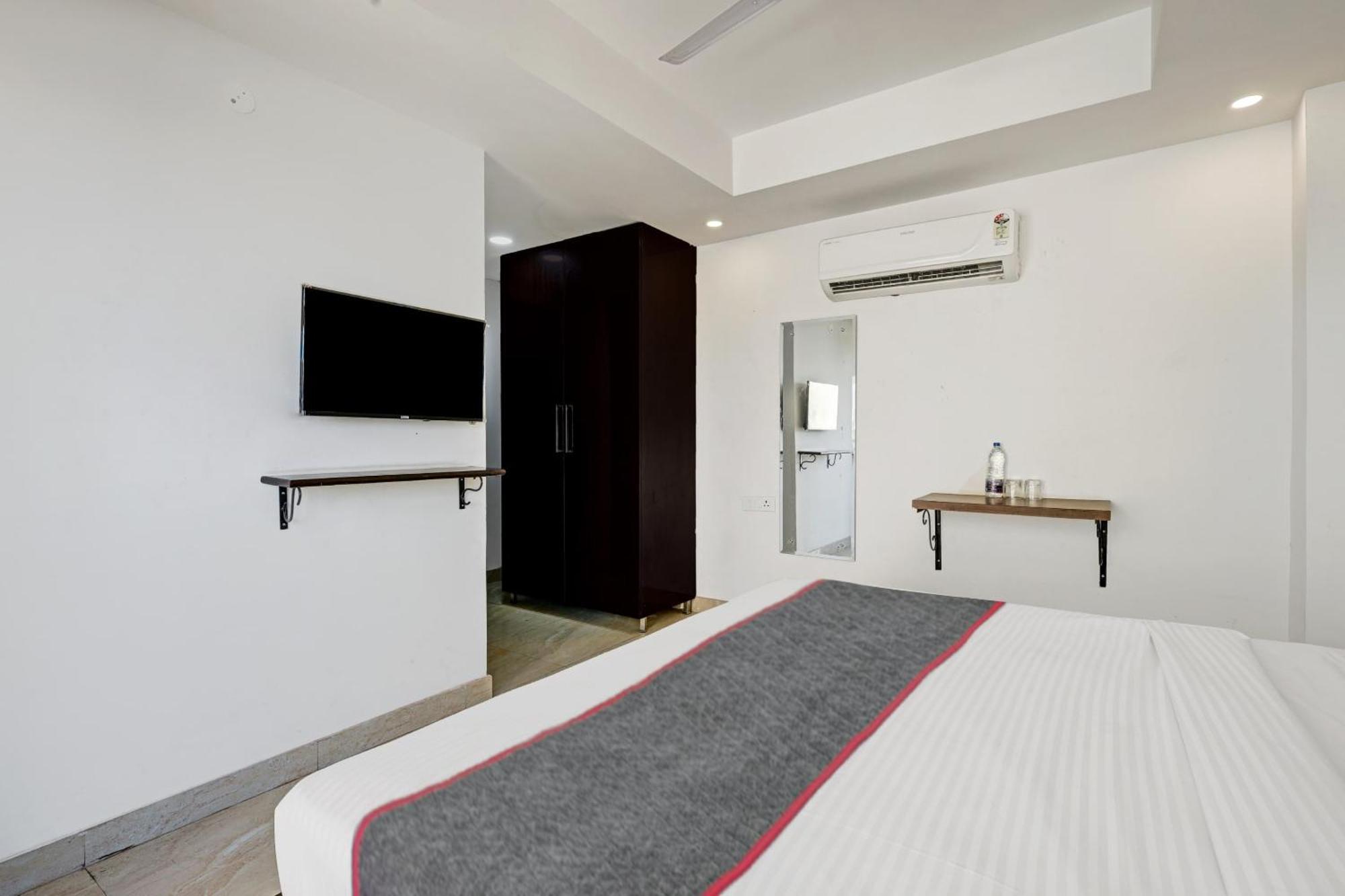 Super Townhouse Tipsyy Near Bestech Central Square Mall Γκουργκάον Εξωτερικό φωτογραφία