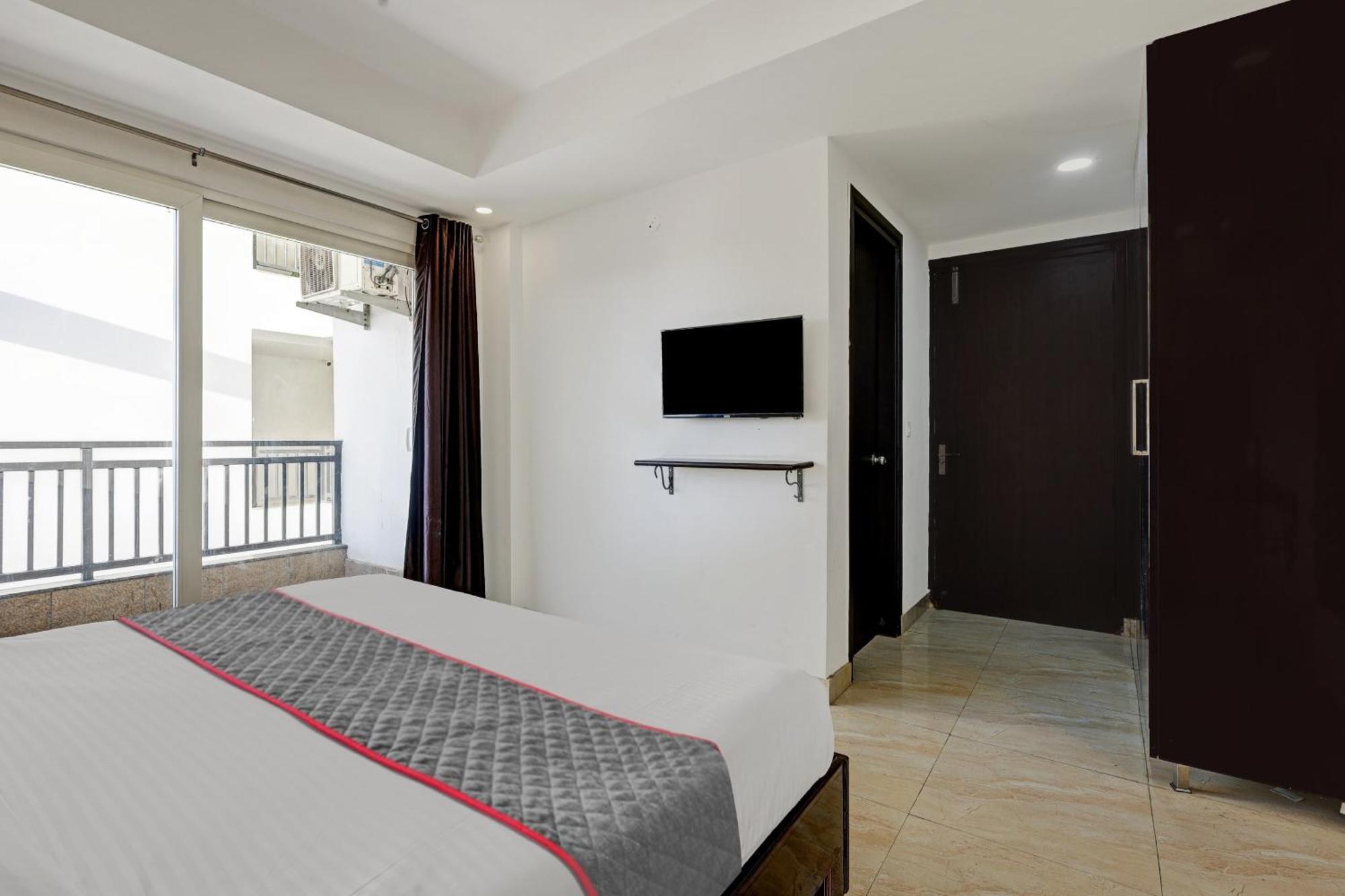 Super Townhouse Tipsyy Near Bestech Central Square Mall Γκουργκάον Εξωτερικό φωτογραφία